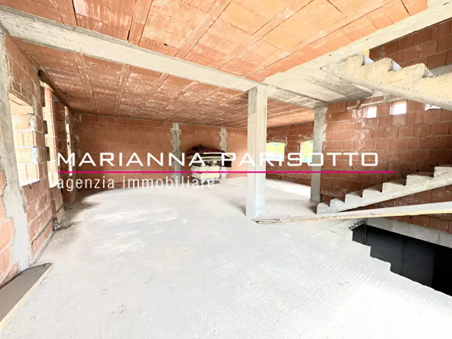 Immagine 12 di Casa bifamiliare in vendita  in Viale Asiago a Bassano Del Grappa