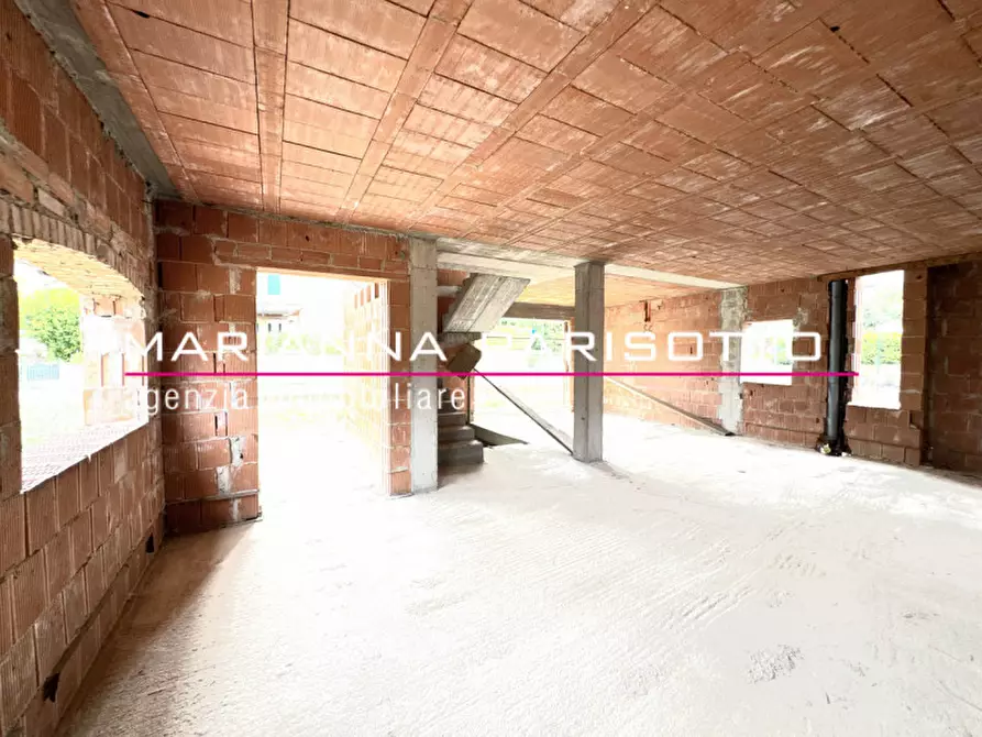 Immagine 18 di Casa bifamiliare in vendita  in Viale Asiago a Bassano Del Grappa