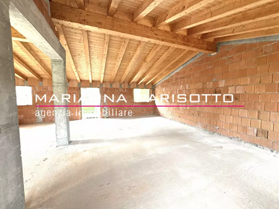 Immagine 25 di Casa bifamiliare in vendita  in Viale Asiago a Bassano Del Grappa