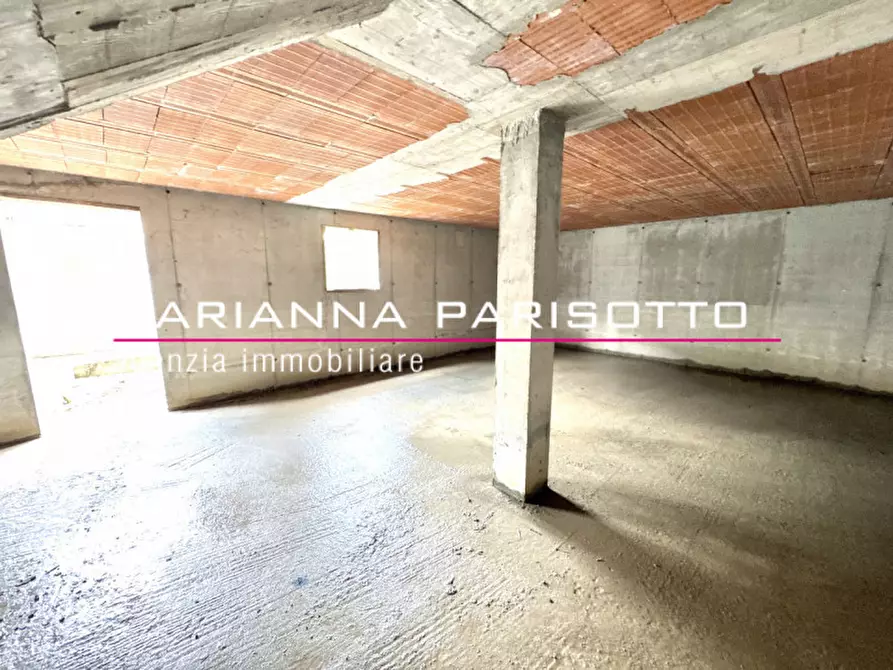 Immagine 30 di Casa bifamiliare in vendita  in Viale Asiago a Bassano Del Grappa