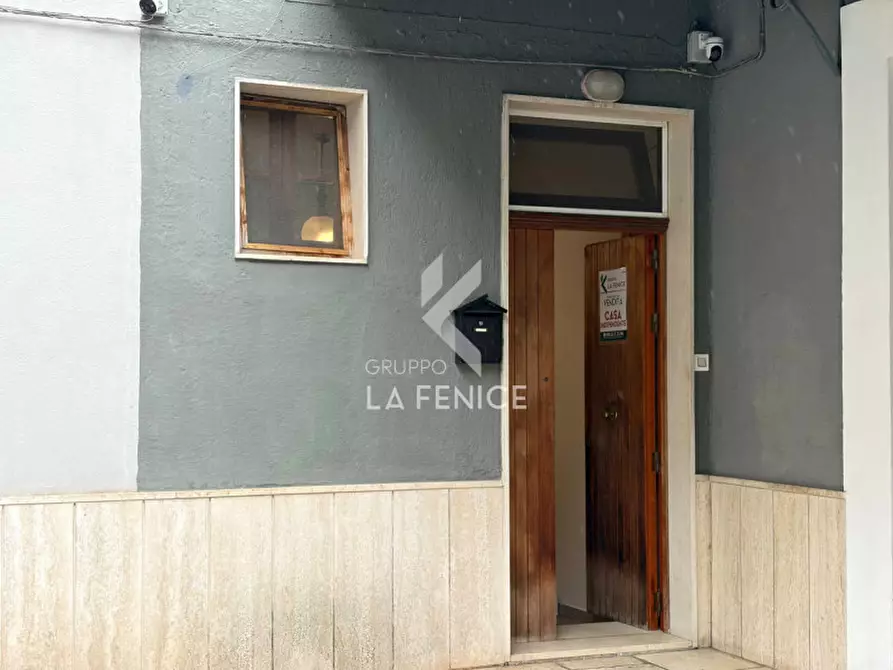 Immagine 3 di Casa indipendente in vendita  in Corso dei Mille 160 a Martina Franca