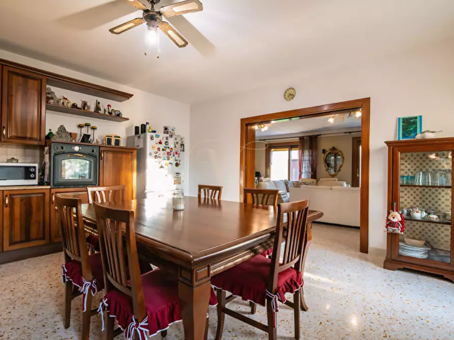 Immagine 5 di Villa in vendita  in Via Montello, Vigonza a Vigonza