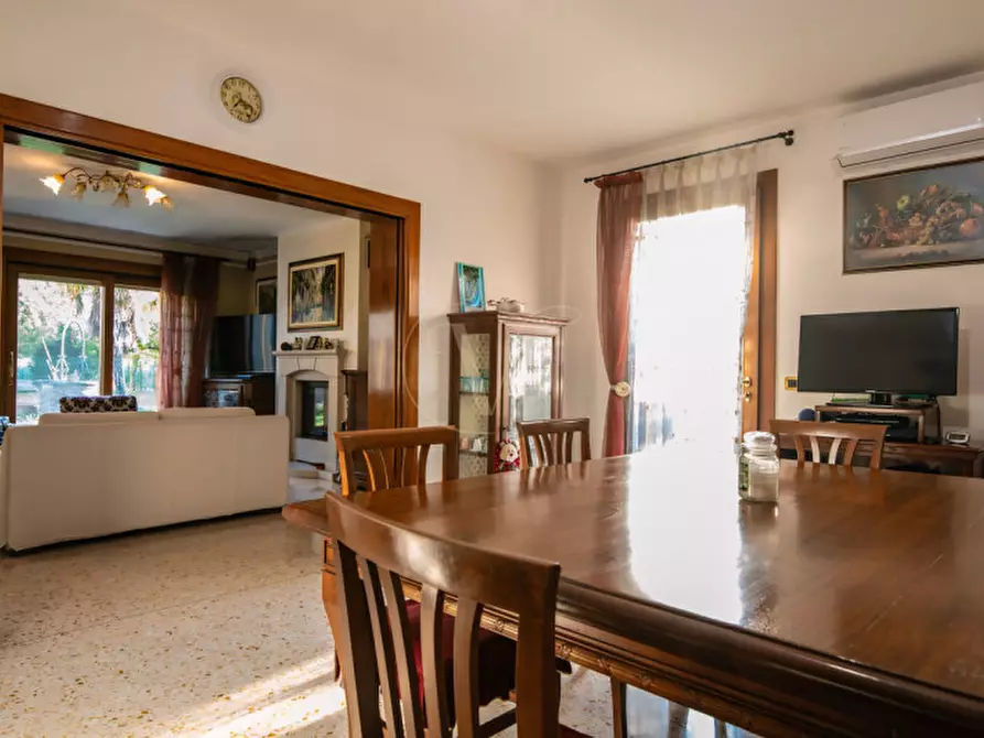 Immagine 10 di Villa in vendita  in Via Montello, Vigonza a Vigonza