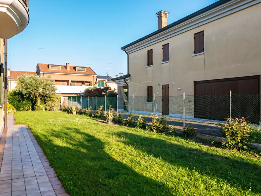Immagine 30 di Villa in vendita  in Via Montello, Vigonza a Vigonza