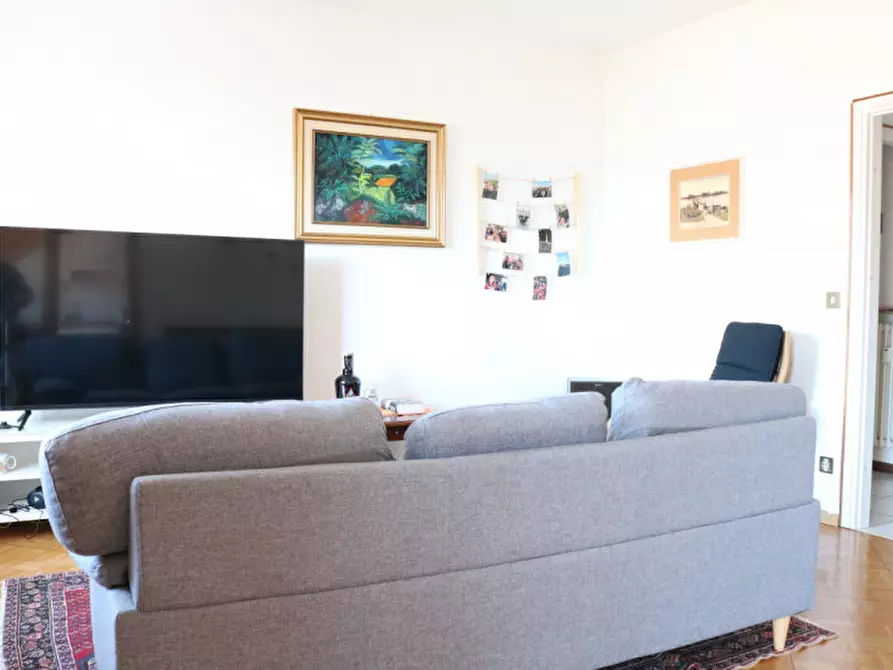 Immagine 5 di Appartamento in vendita  in Via Castel Flavon - Küepachweg a Bolzano