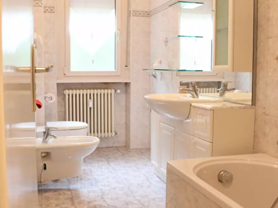 Immagine 39 di Appartamento in vendita  in Via Castel Flavon - Küepachweg a Bolzano