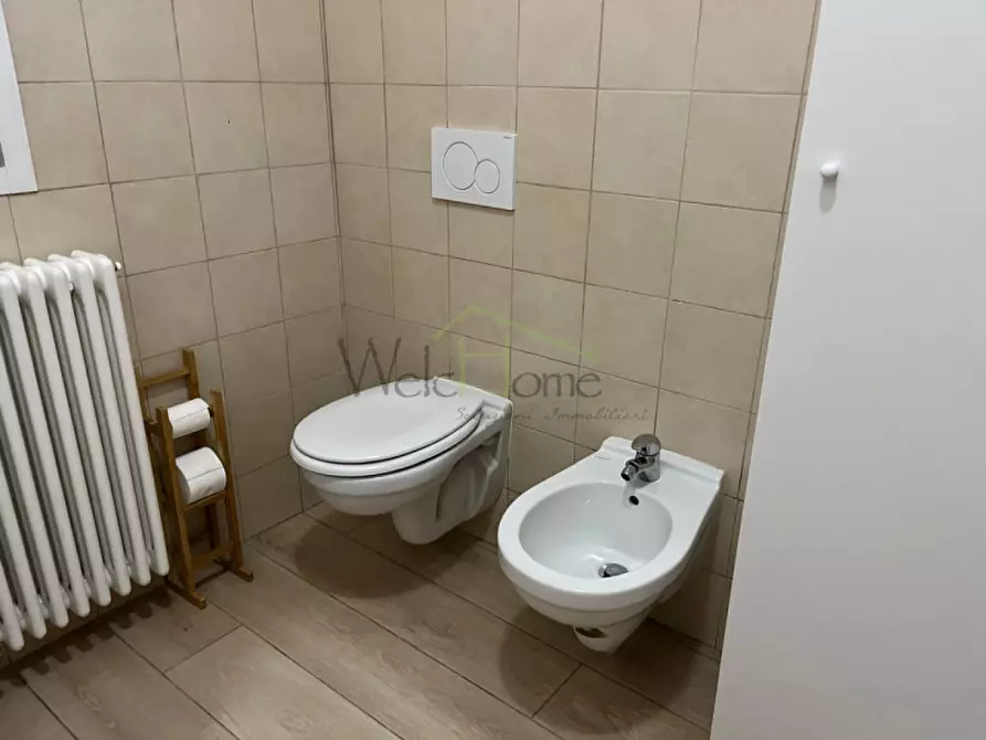 Immagine 19 di Appartamento in affitto  in Via Dante Alighieri 104 a Como