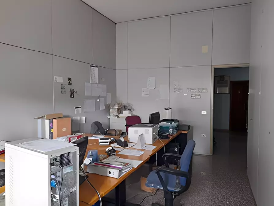 Immagine 4 di Magazzino in vendita  in Via Molino dei Signori 58 a Urbania