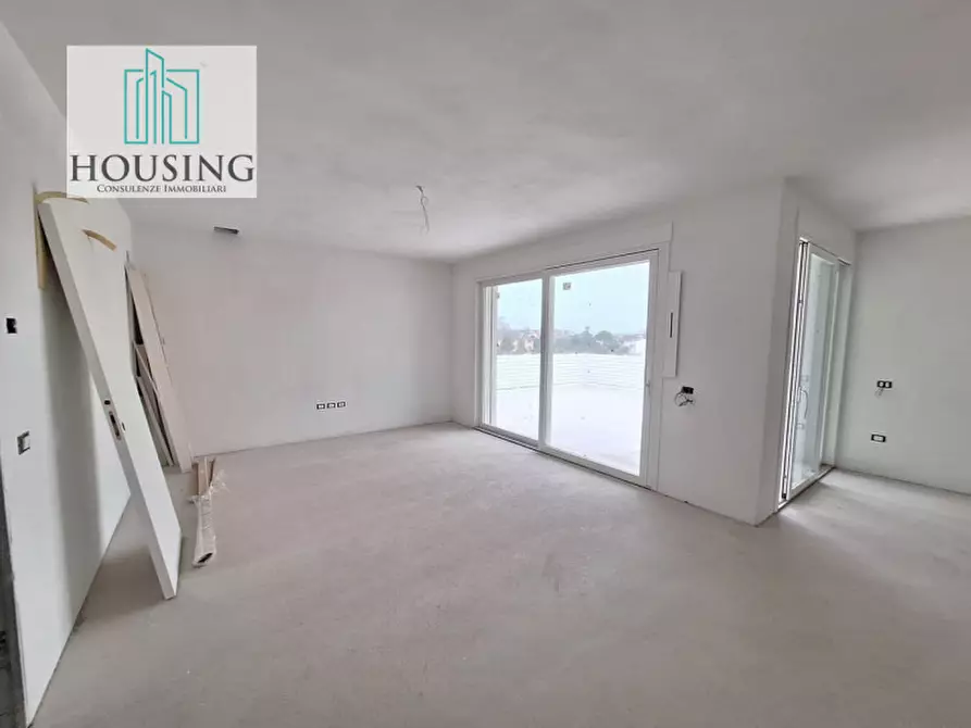 Immagine 12 di Attico in vendita  a Montegrotto Terme