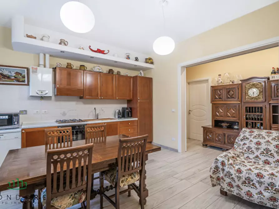 Immagine 13 di Appartamento in vendita  in Via del Paleotto a Bologna