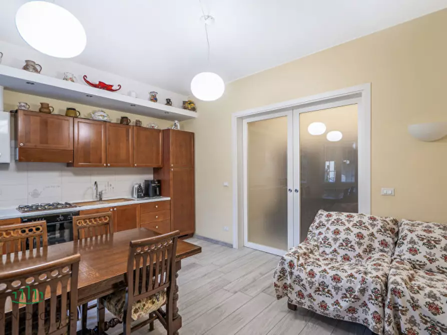 Immagine 16 di Appartamento in vendita  in Via del Paleotto a Bologna