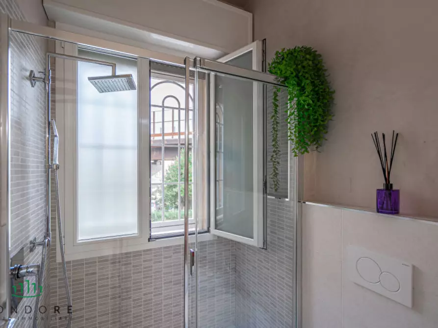 Immagine 26 di Appartamento in vendita  in Via del Paleotto a Bologna