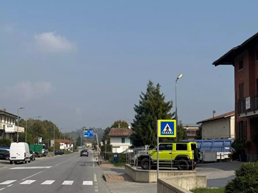 Immagine 7 di Capannone industriale in affitto  in Via Alba - Barolo a Castiglione Falletto