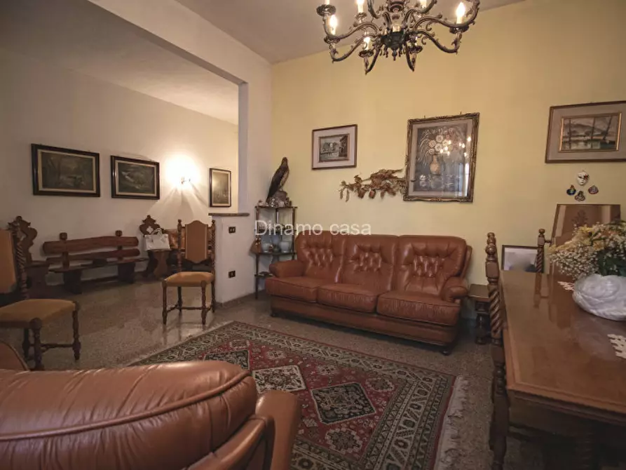 Immagine 2 di Casa indipendente in vendita  in Via Sebastiano del Buono a Prato