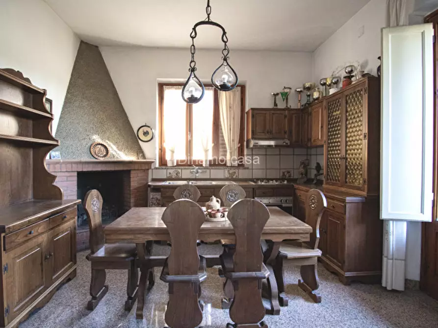 Immagine 3 di Casa indipendente in vendita  in Via Sebastiano del Buono a Prato