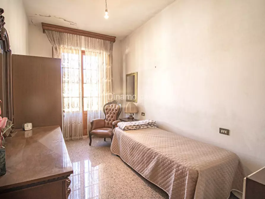 Immagine 12 di Casa indipendente in vendita  in Via Sebastiano del Buono a Prato