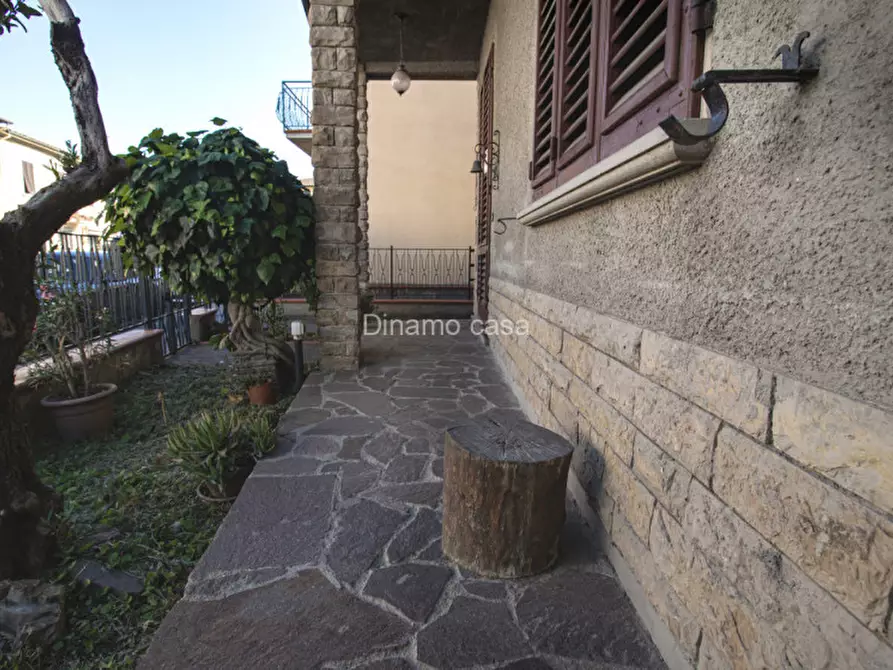 Immagine 15 di Casa indipendente in vendita  in Via Sebastiano del Buono a Prato