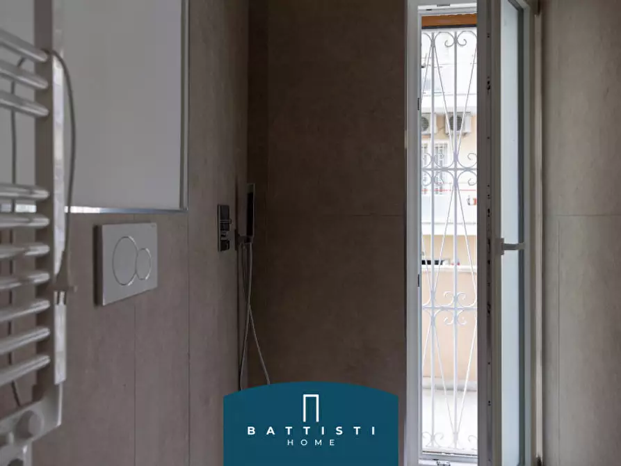 Immagine 34 di Appartamento in vendita  in Via Attilio Friggeri a Roma