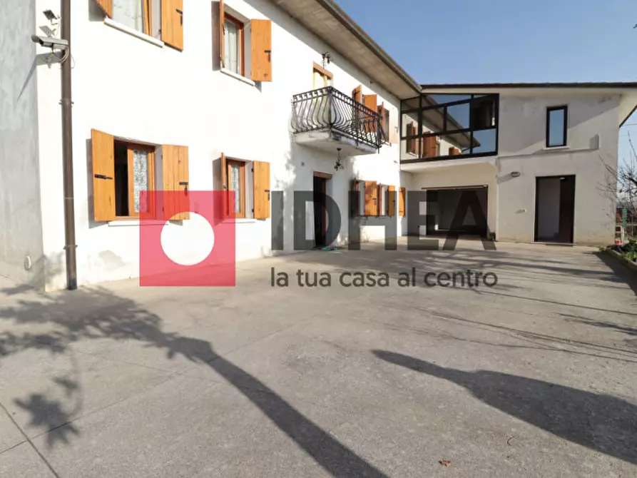 Immagine 4 di Casa indipendente in vendita  in Via Meucci a Montebelluna
