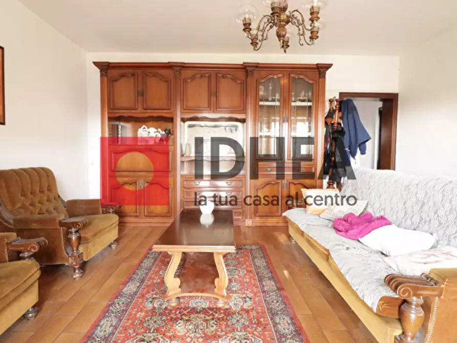 Immagine 5 di Casa indipendente in vendita  in Via Meucci a Montebelluna