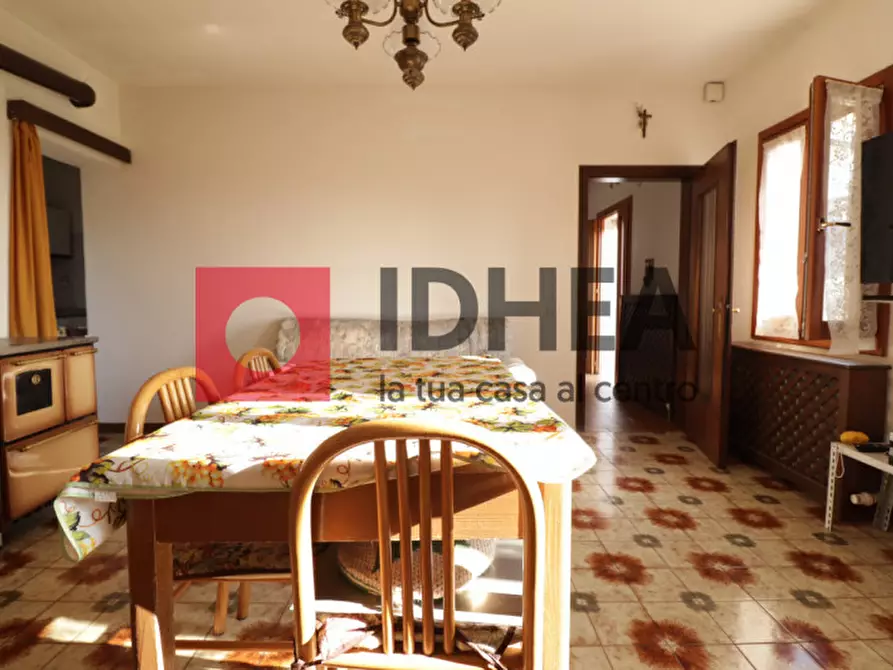 Immagine 9 di Casa indipendente in vendita  in Via Meucci a Montebelluna