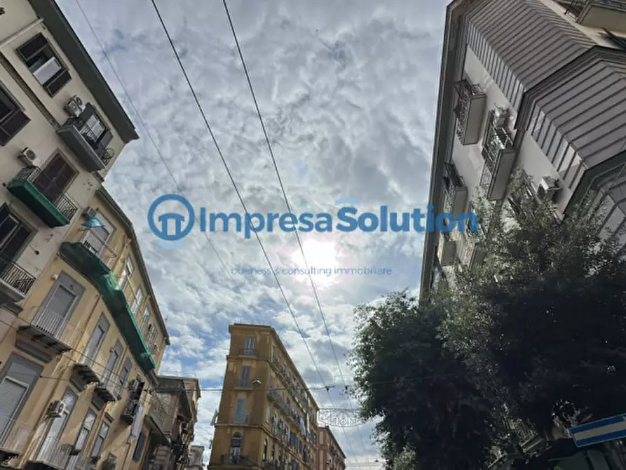Immagine 5 di Negozio in affitto  in Via Benedetto Cairoli a Napoli