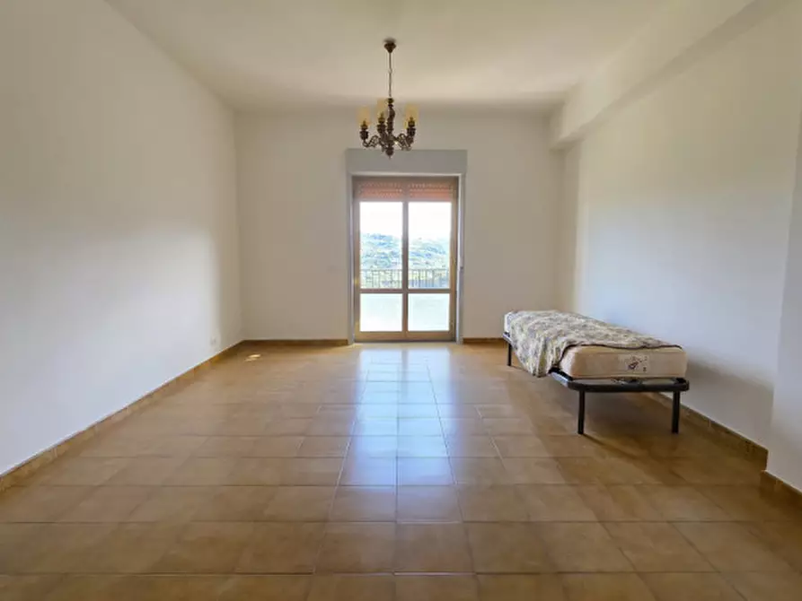 Immagine 14 di Appartamento in vendita  in Via Stefano Cattafi,11 a Santa Lucia Del Mela