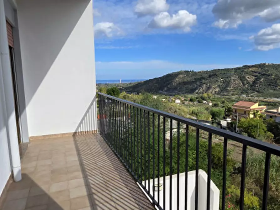 Immagine 20 di Appartamento in vendita  in Via Stefano Cattafi,11 a Santa Lucia Del Mela