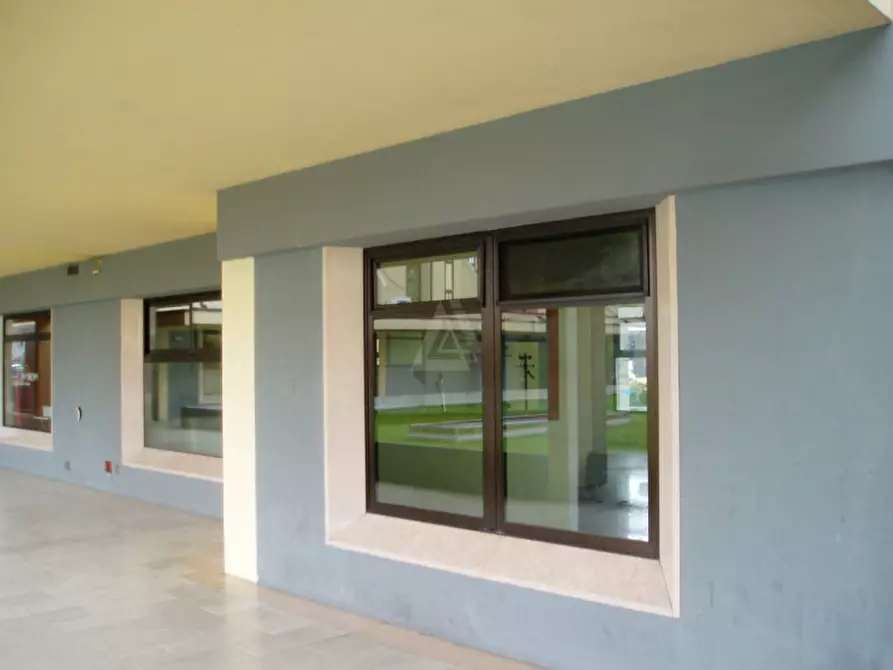 Immagine 1 di Negozio in vendita  in Borgo Vicenza a Castelfranco Veneto