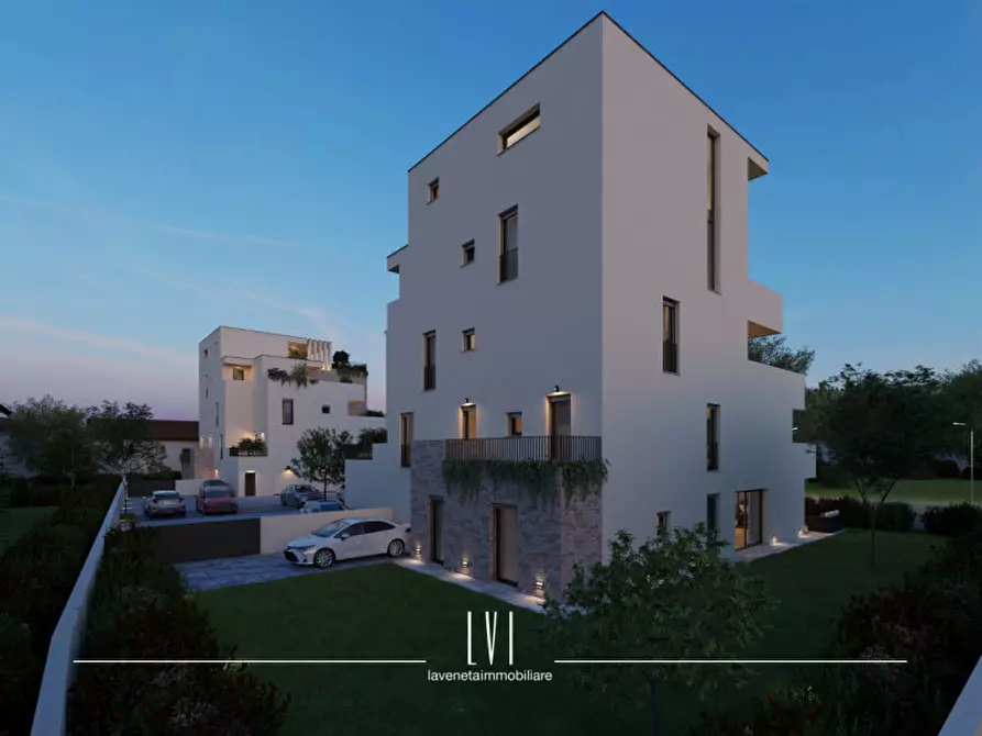 Immagine 12 di Appartamento in vendita  in via Cortina D'Ampezzo a San Donà Di Piave