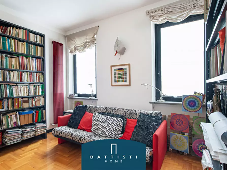 Immagine 12 di Appartamento in vendita  in Piazza Dante a Roma