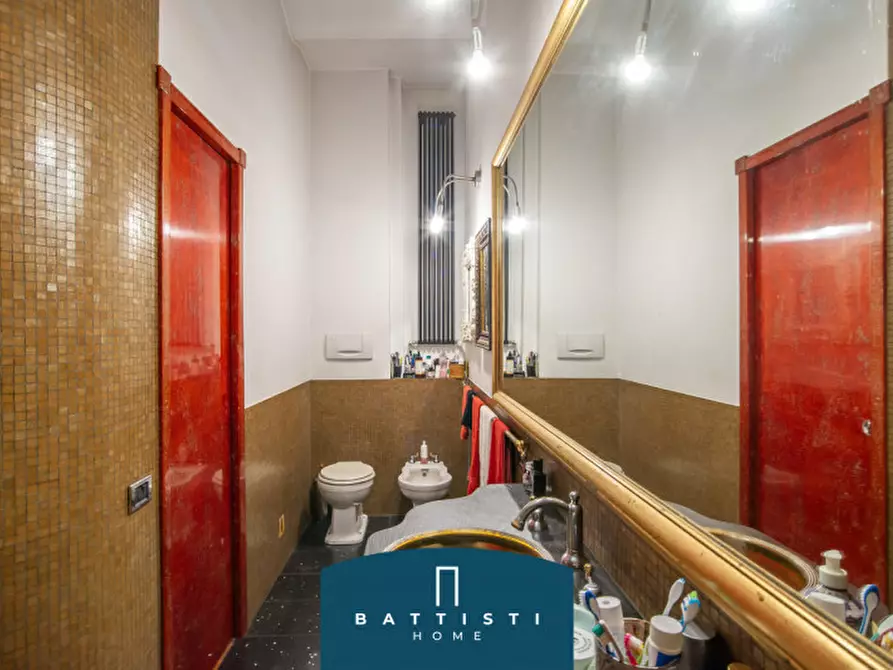 Immagine 27 di Appartamento in vendita  in Piazza Dante a Roma