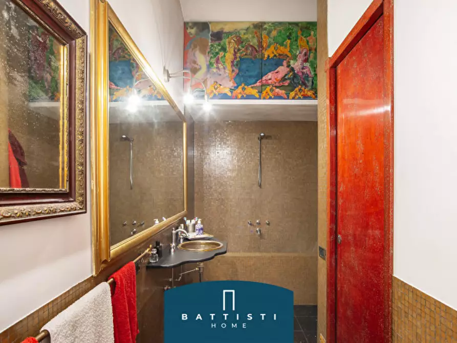 Immagine 28 di Appartamento in vendita  in Piazza Dante a Roma