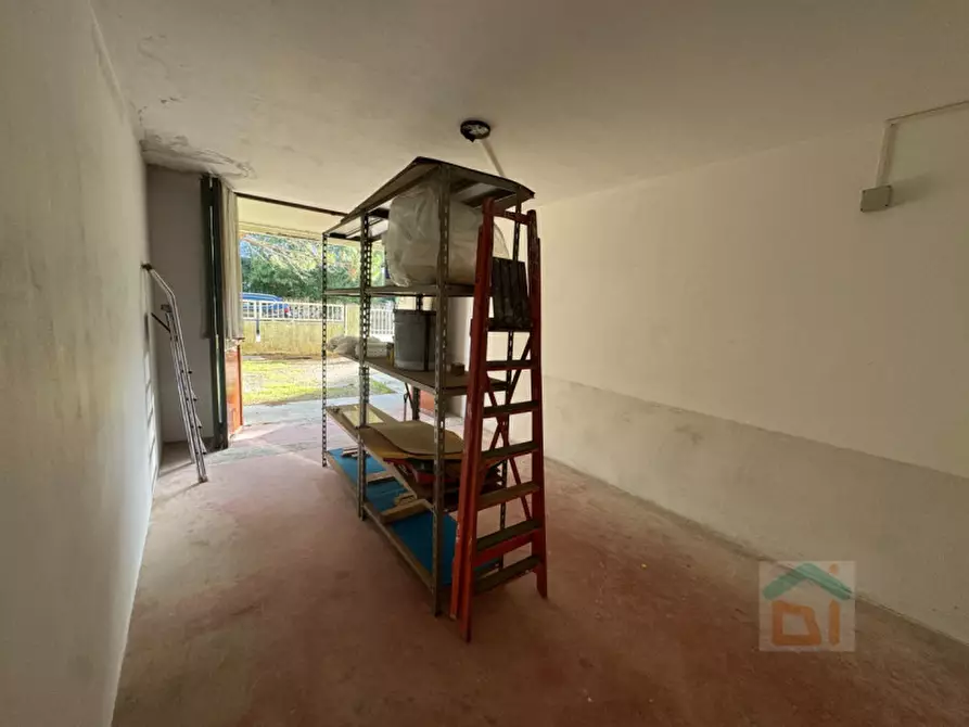 Immagine 9 di Garage in vendita  in Viale San Francesco d'Assisi 21 a Grado