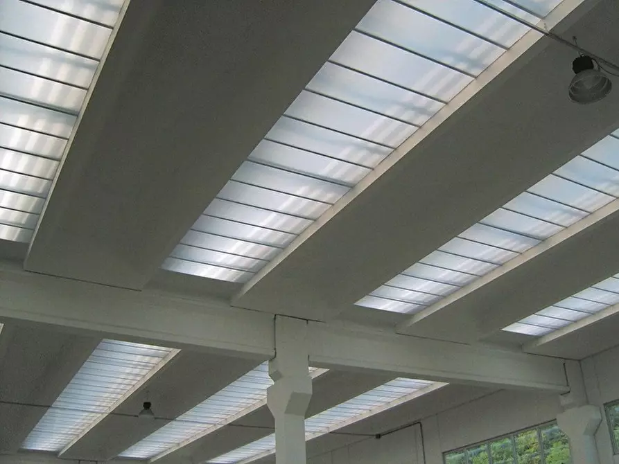 Immagine 3 di Capannone industriale in vendita  a Resana