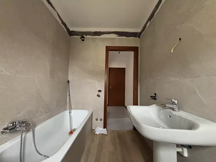 Immagine 9 di Appartamento in vendita  in Via Ferdinando Rodolfi a Costabissara