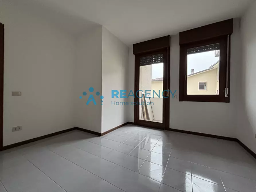 Immagine 15 di Appartamento in vendita  in Via Ferdinando Rodolfi a Costabissara