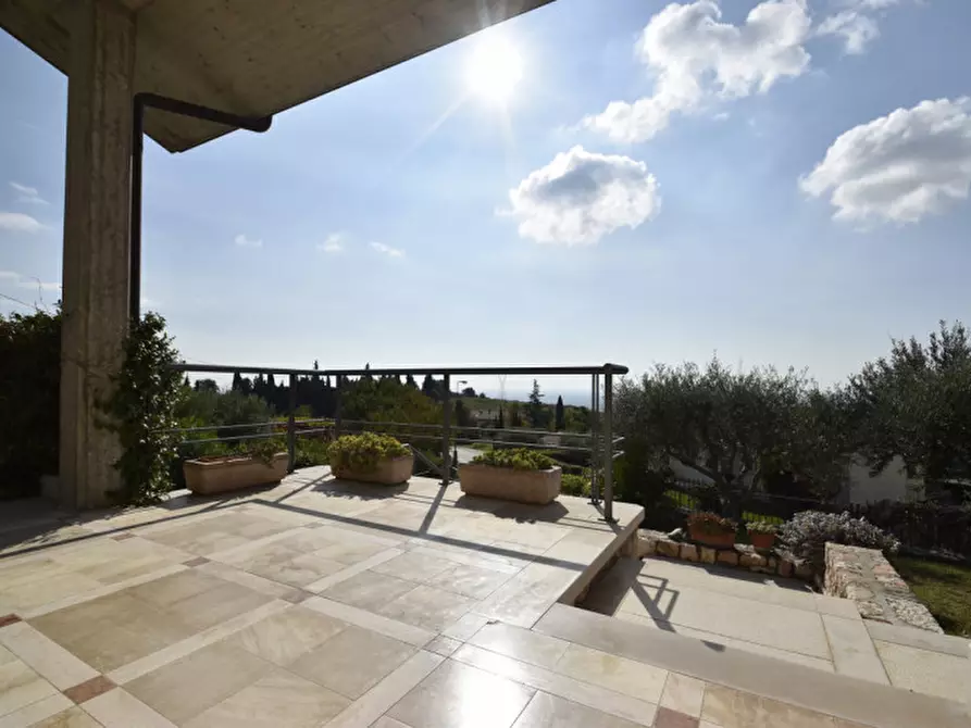 Immagine 18 di Villa in vendita  in VIA CASE SPARSE a Sant'ambrogio Di Valpolicella