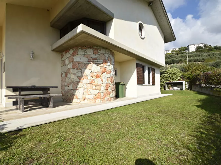 Immagine 20 di Villa in vendita  in VIA CASE SPARSE a Sant'ambrogio Di Valpolicella