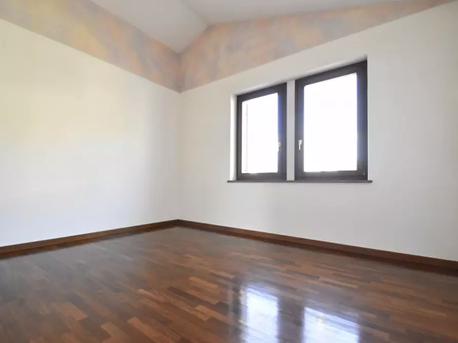 Immagine 30 di Villa in vendita  in VIA CASE SPARSE a Sant'ambrogio Di Valpolicella