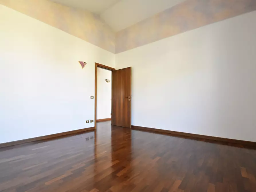 Immagine 31 di Villa in vendita  in VIA CASE SPARSE a Sant'ambrogio Di Valpolicella