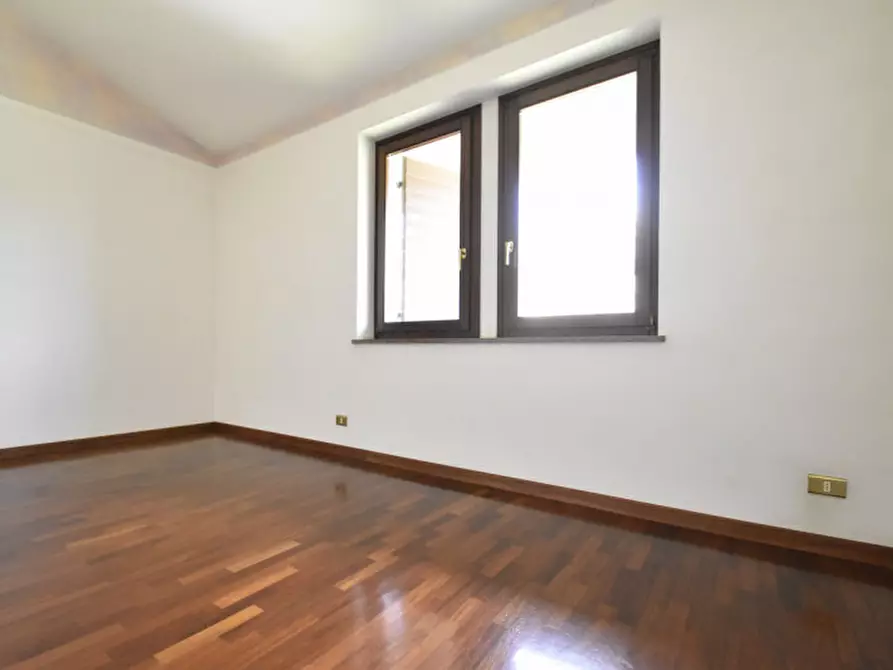 Immagine 37 di Villa in vendita  in VIA CASE SPARSE a Sant'ambrogio Di Valpolicella