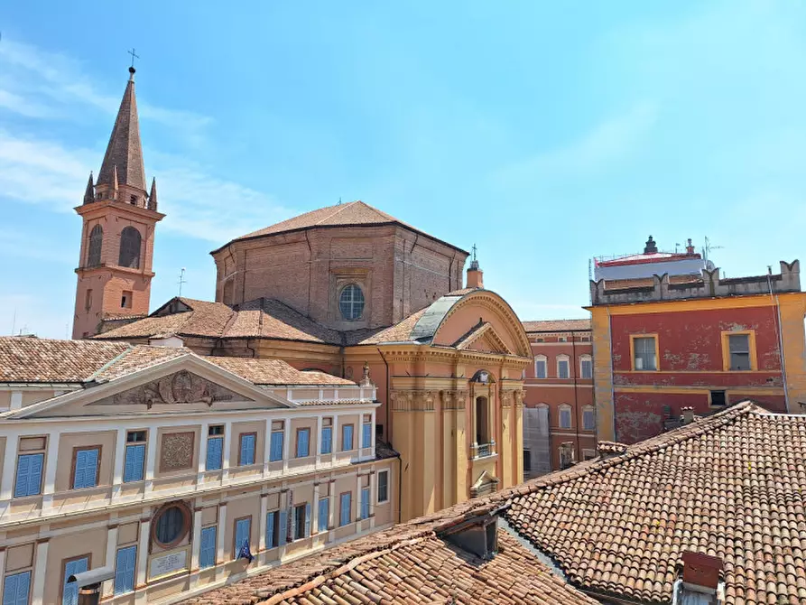 Immagine 35 di Appartamento in vendita  in via Belle Arti 7 a Modena