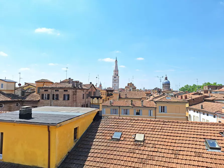 Immagine 36 di Appartamento in vendita  in via Belle Arti 7 a Modena