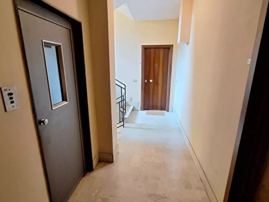 Immagine 41 di Appartamento in vendita  in via Belle Arti 7 a Modena