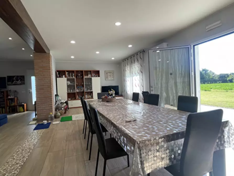 Immagine 1 di Casa indipendente in vendita  in via dante a Granze