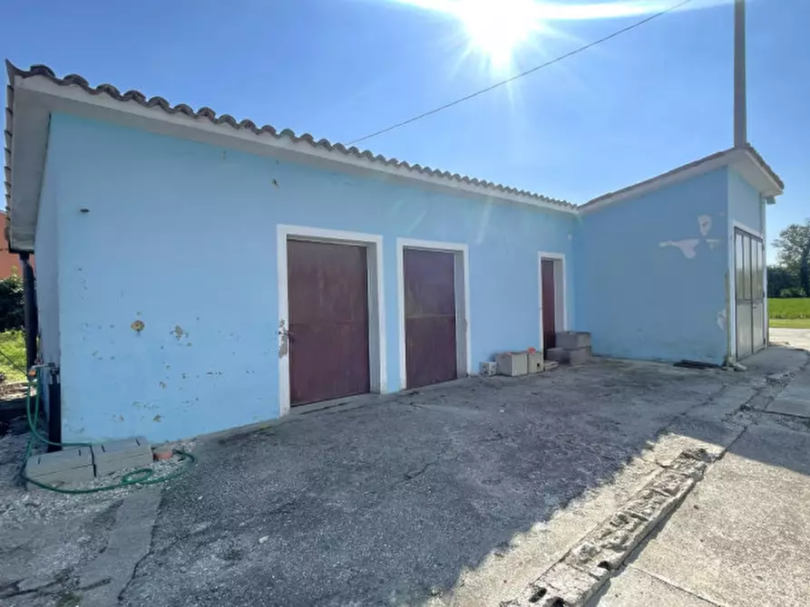 Immagine 5 di Casa indipendente in vendita  in via dante a Granze