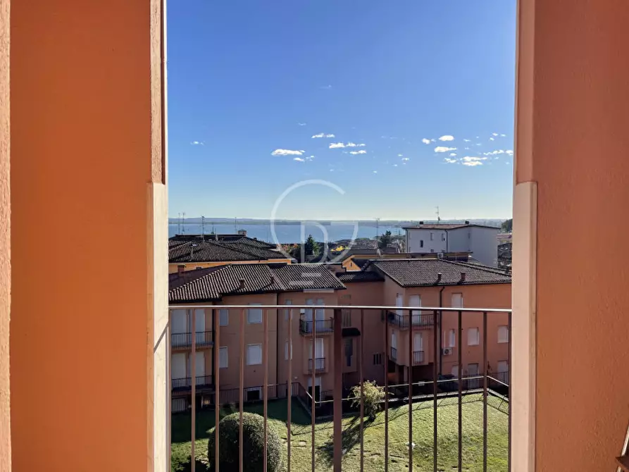 Immagine 2 di Appartamento in vendita  a Desenzano Del Garda