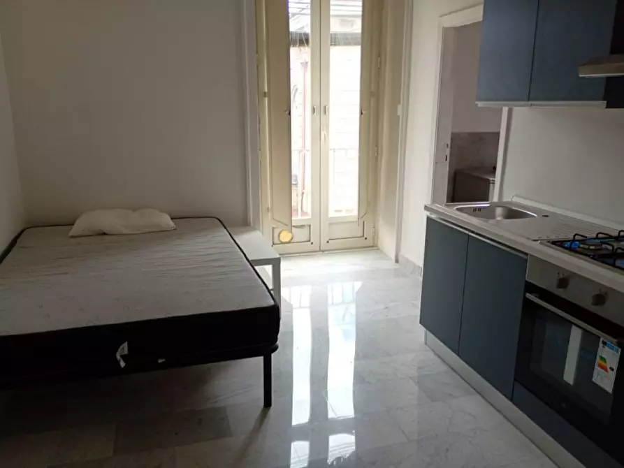 Immagine 31 di Appartamento in affitto  in via Pessina a Napoli