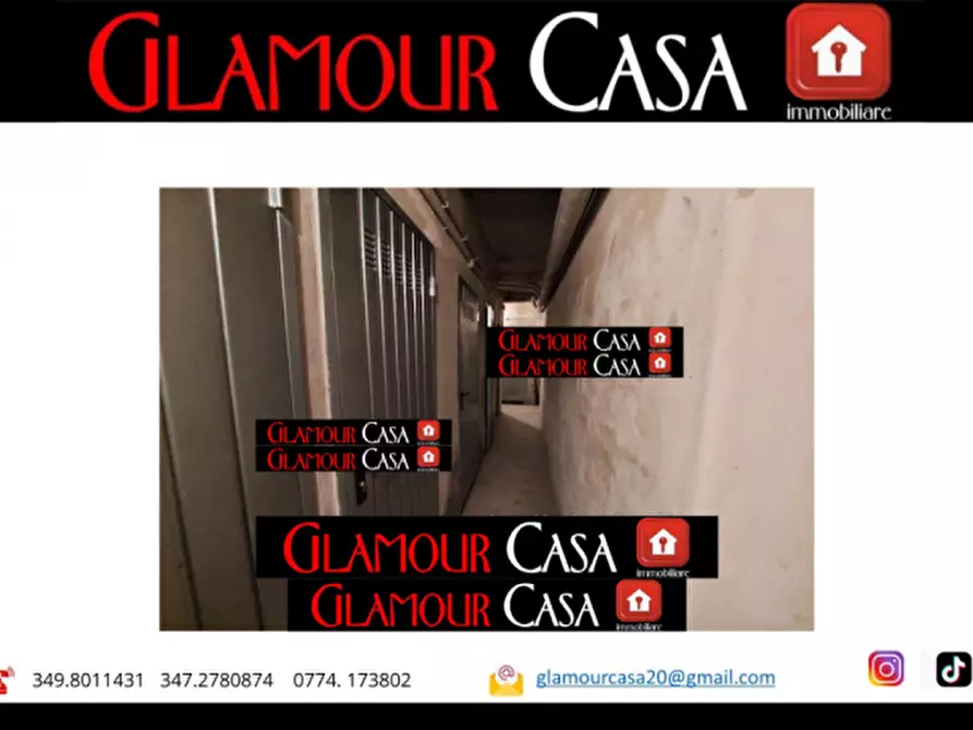 Immagine 3 di Appartamento in vendita  in Via Lucrino a Roma